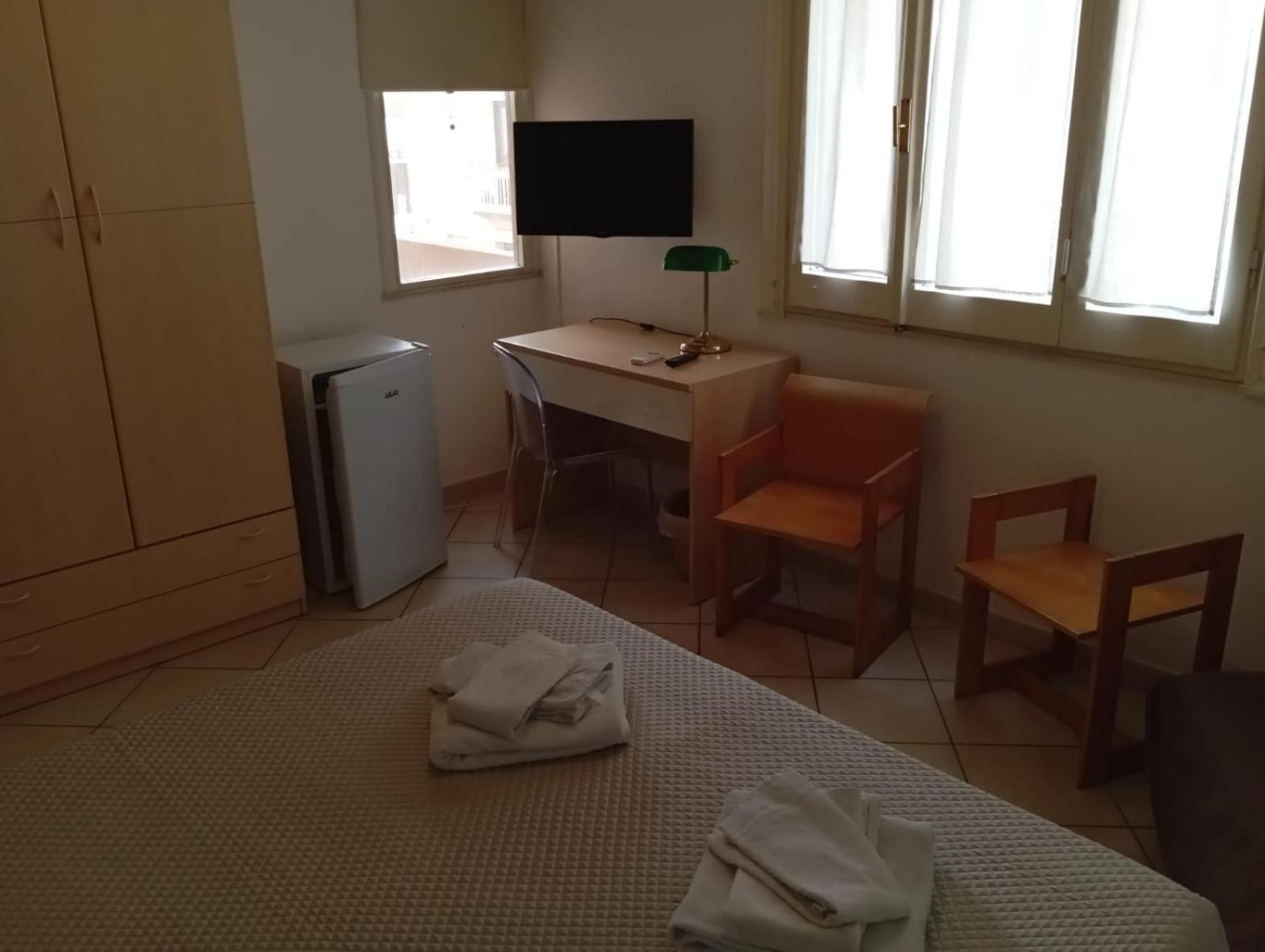 Almaran B&B Trapani Port & City Exteriör bild