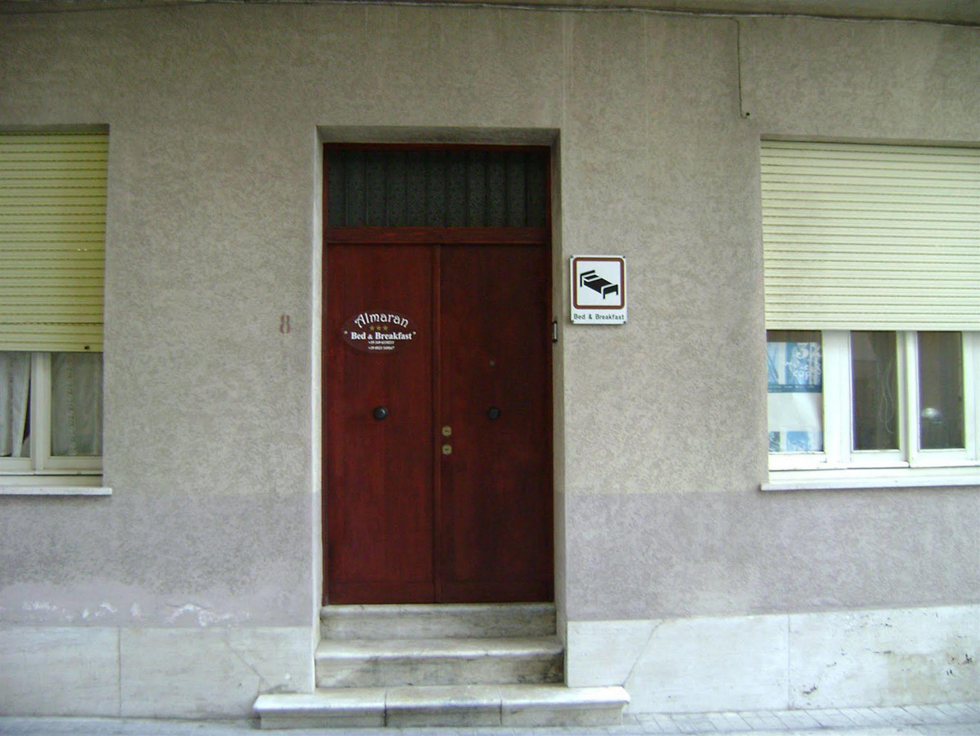 Almaran B&B Trapani Port & City Exteriör bild